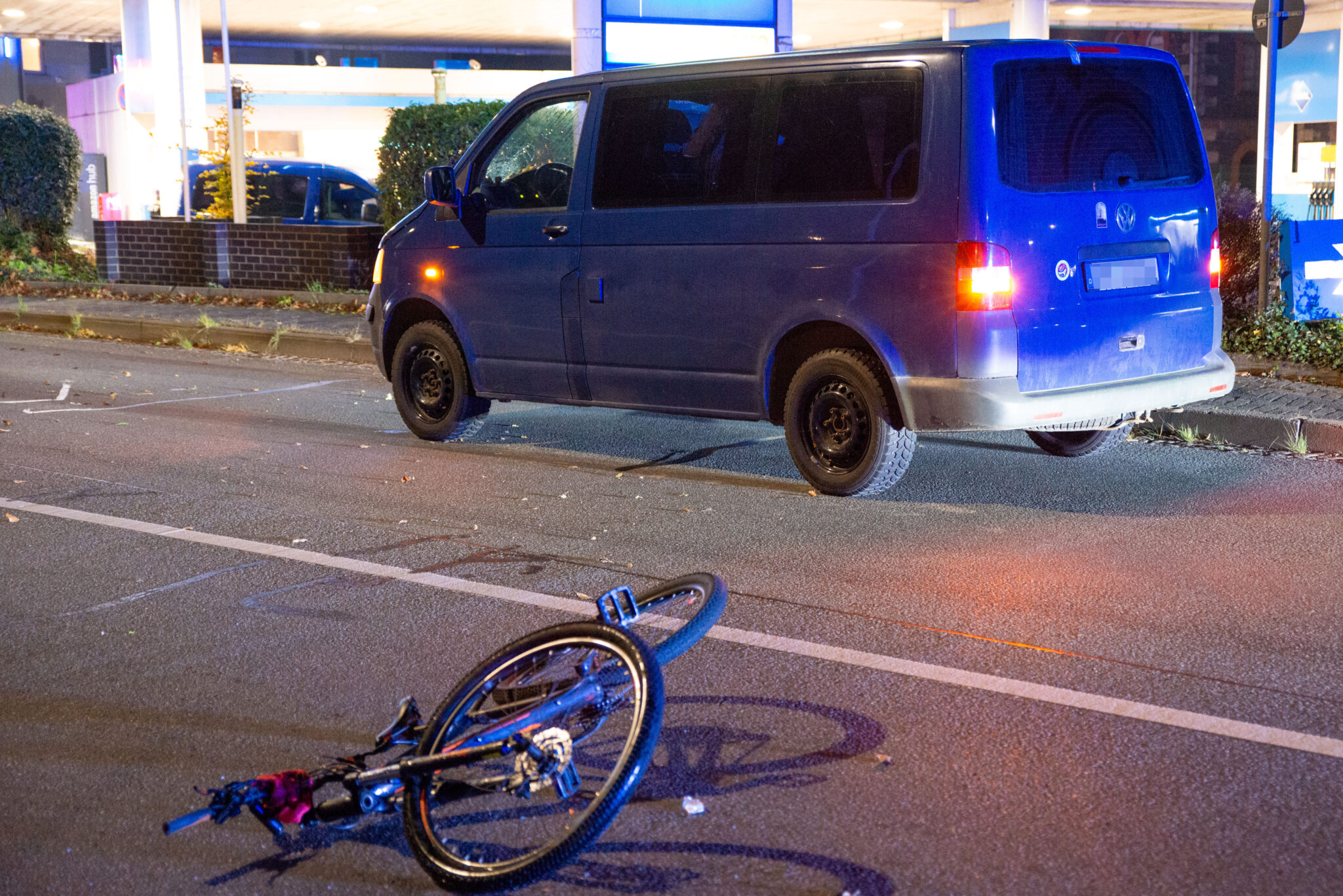 ZITTAU: RADFAHRERIN VON TRANSPORTER ERFASST - Blaulichtreport Zittau