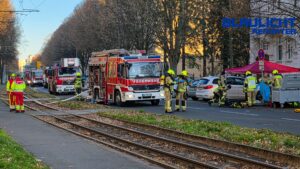 Sechs Verletzte nach Brand: Mehrfamilienhaus unbewohnbar