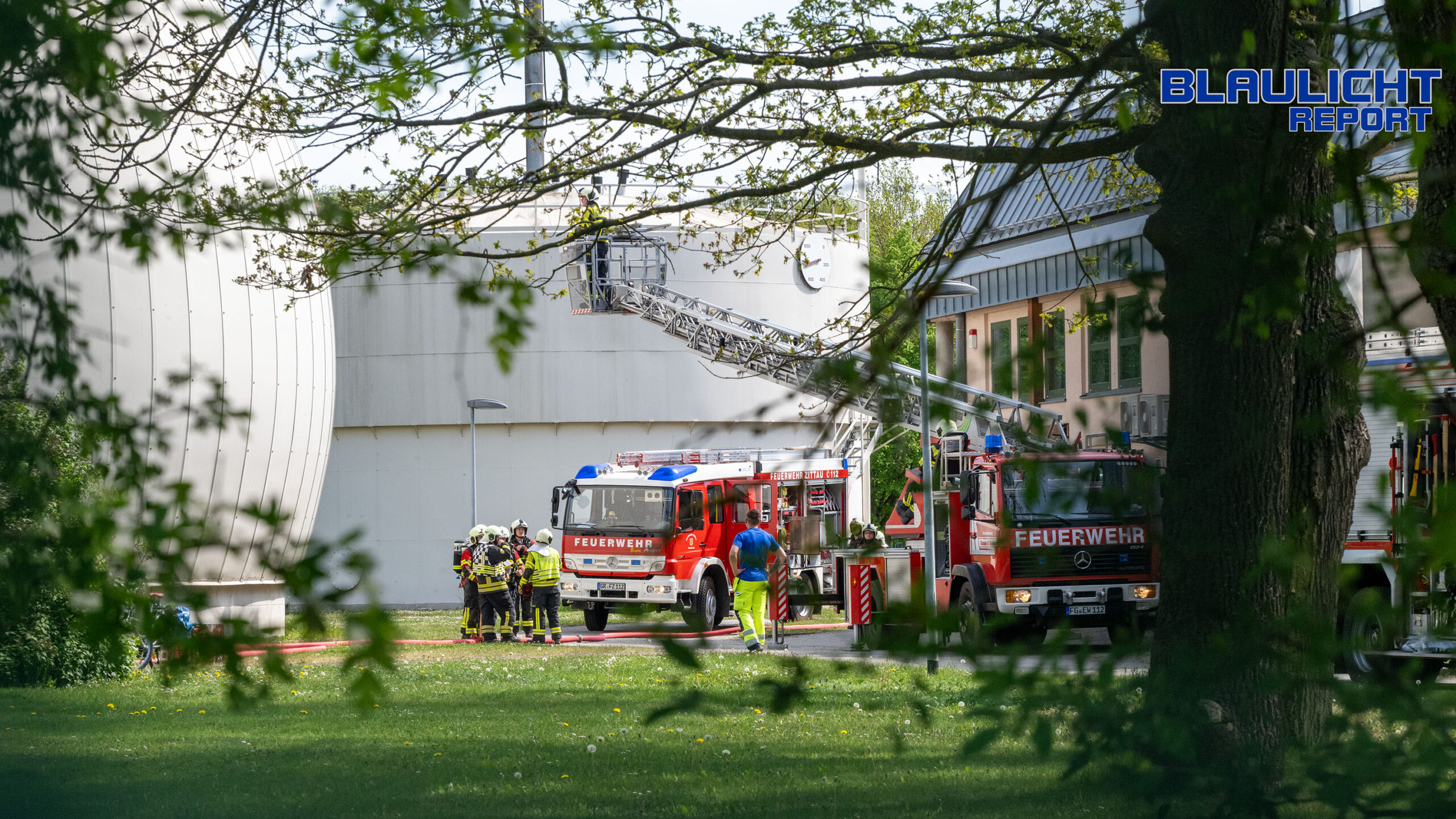 Feuerwehreinsatz in Zittau: Rettungsaktion an Faultürmen?
