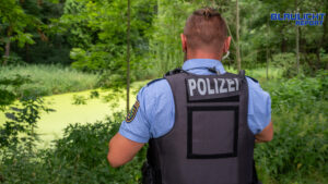 Einsatz im Zittauer Weinaupark: Spaziergänger findet Person im Teich