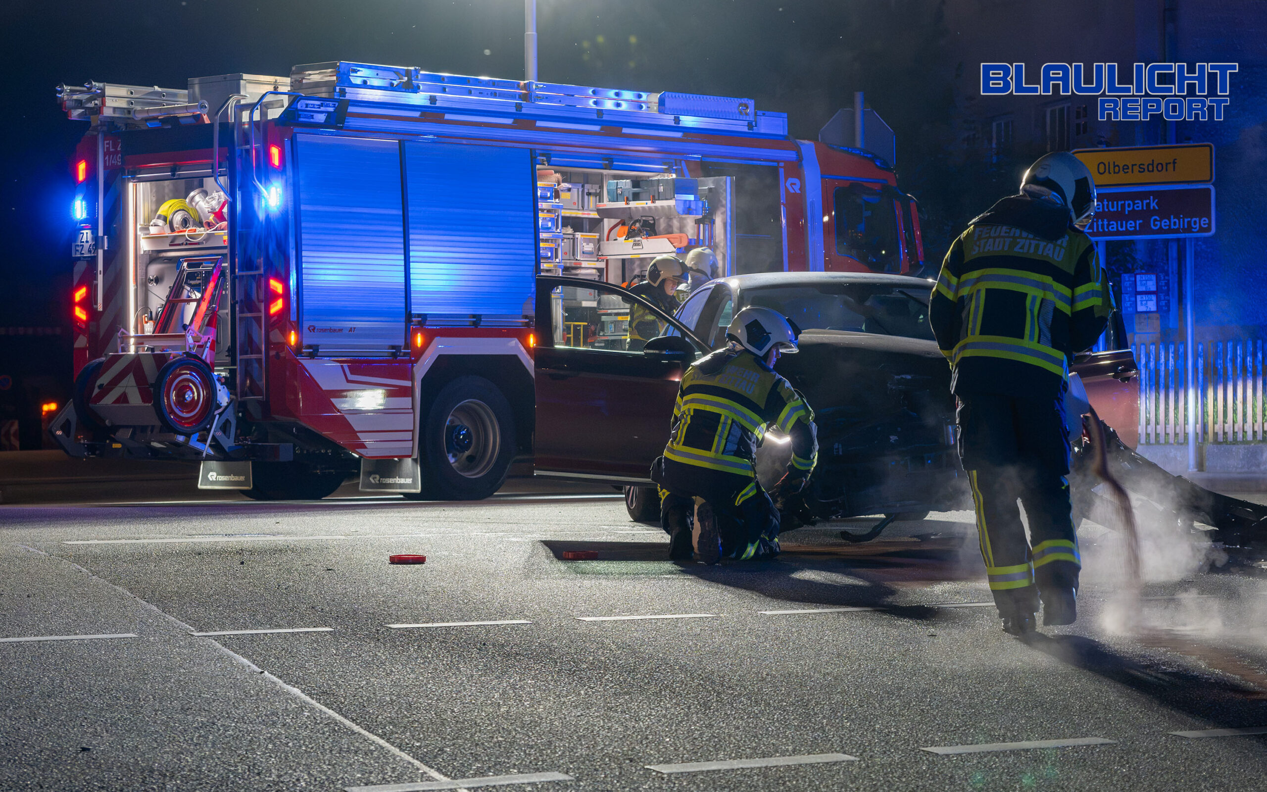 Drei Verletzte bei Kreuzungscrash
