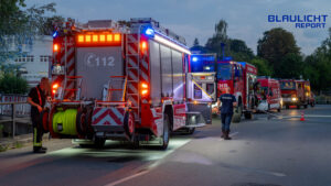 Erneut Brand in Olbersdorf: Feuerwehr rückt wieder zu leerstehendem Gebäude aus